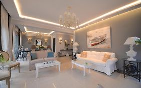 Epavlis Luxury Apts
